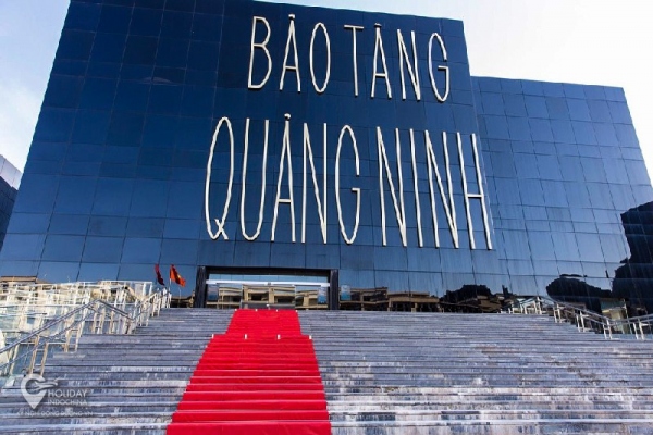 Bảo tàng Quảng Ninh - Viên kim cương đen vịnh Hạ Long