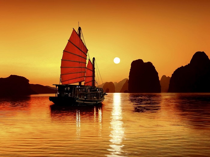 du lịch bằng du thuyền Hạ Long