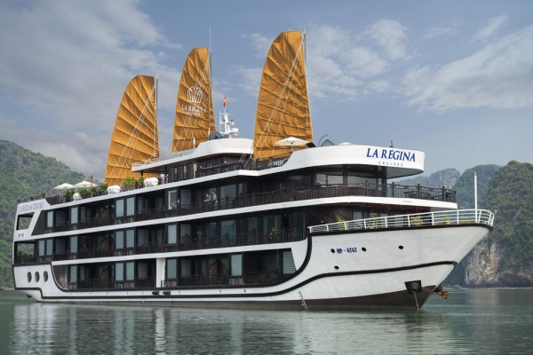 Vì sao nên chọn Du thuyền La Regina Legend cho chuyến du lịch Cát Bà sắp tới?