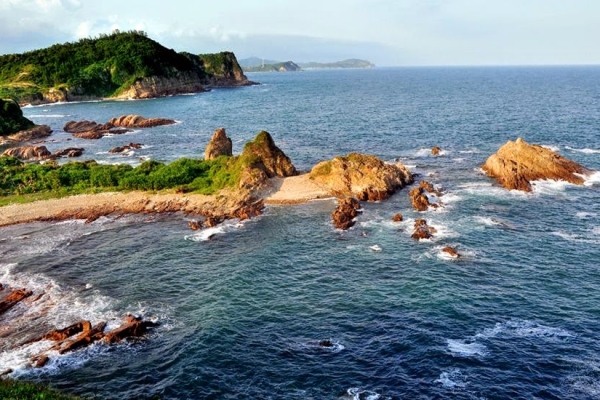 Top 6 hòn đảo đẹp nhất ở Hạ Long được khách du lịch bình chọn