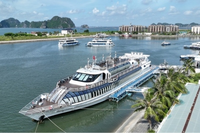 Combo du thuyền Delight 5 * và khách sạn Paradise Suites 4* Tuần Châu