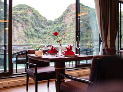 Stellar-of-the-Sea-cruise-Restaurant-(3)