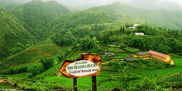 NGÀY 2: BẢN CÁT CÁT –LỄ HỘI MÙA ĐÔNG SAPA – HÀ NỘI