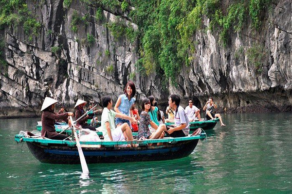 Diem du lich Lang chai Cua Van Ha Long Diem du lich Lang chai Cua Van Ha Long 